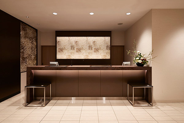 FACILITY & SERVICE